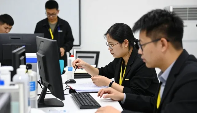 成都中之诚企业管理有限公司分析商务企业策划服务市场变化